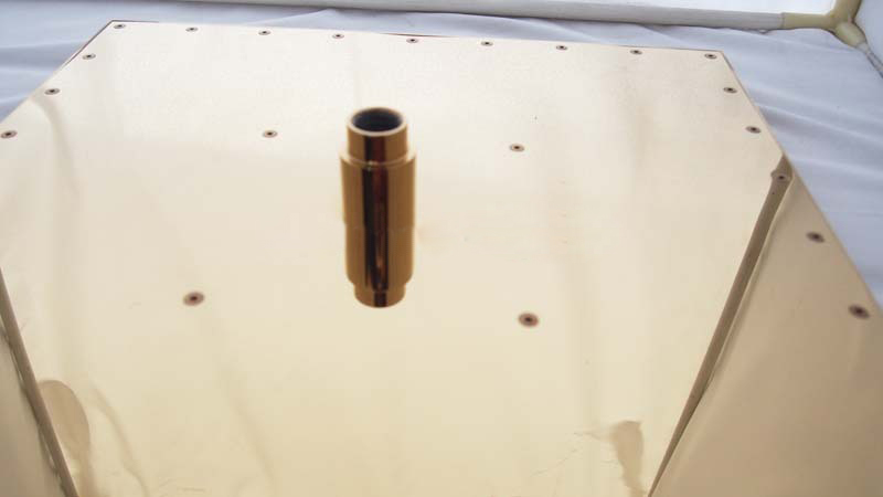 Fontana-Gold-Plated-Luxury-Bathroom-Square-Rain