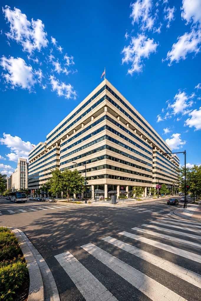 International Square Washington DC Fontana commercial bathroom fixture project