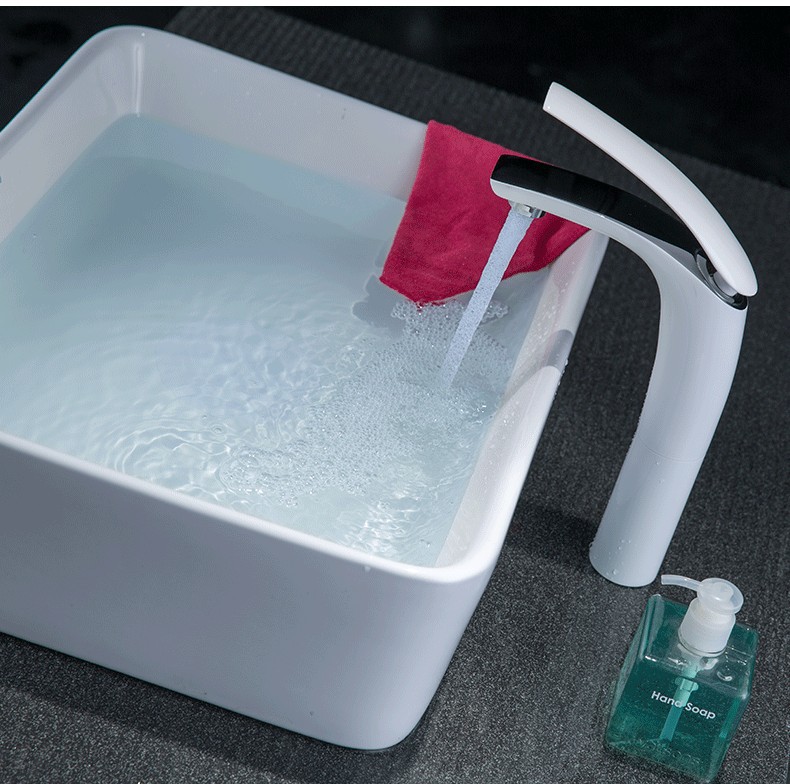 Leonardo-S-rga-White-Handle-Bath-Sink-Faucet