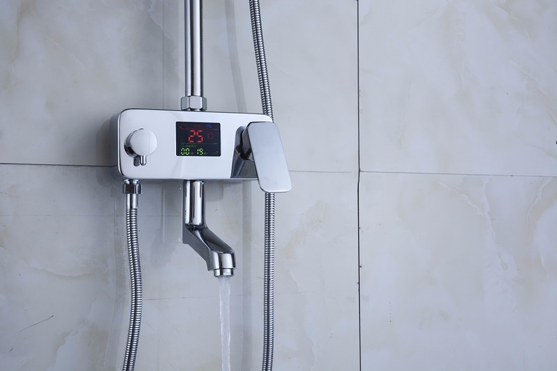 thermostatic-shower-mixer-tap-with-display