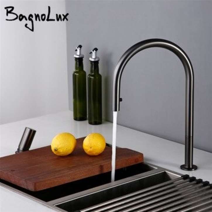 Kitchen Sink Faucet with Pull Out Sprayer