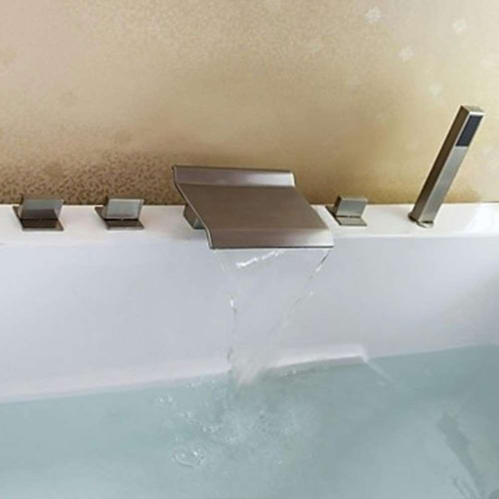 Vienna Brushed Nickel Bathtub Faucet