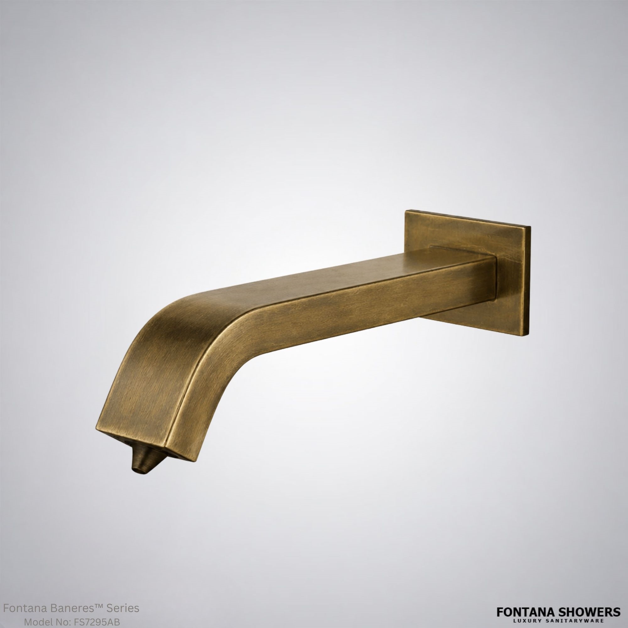Fontana Baneres antique brass fixture for high-end commercial bathroom design